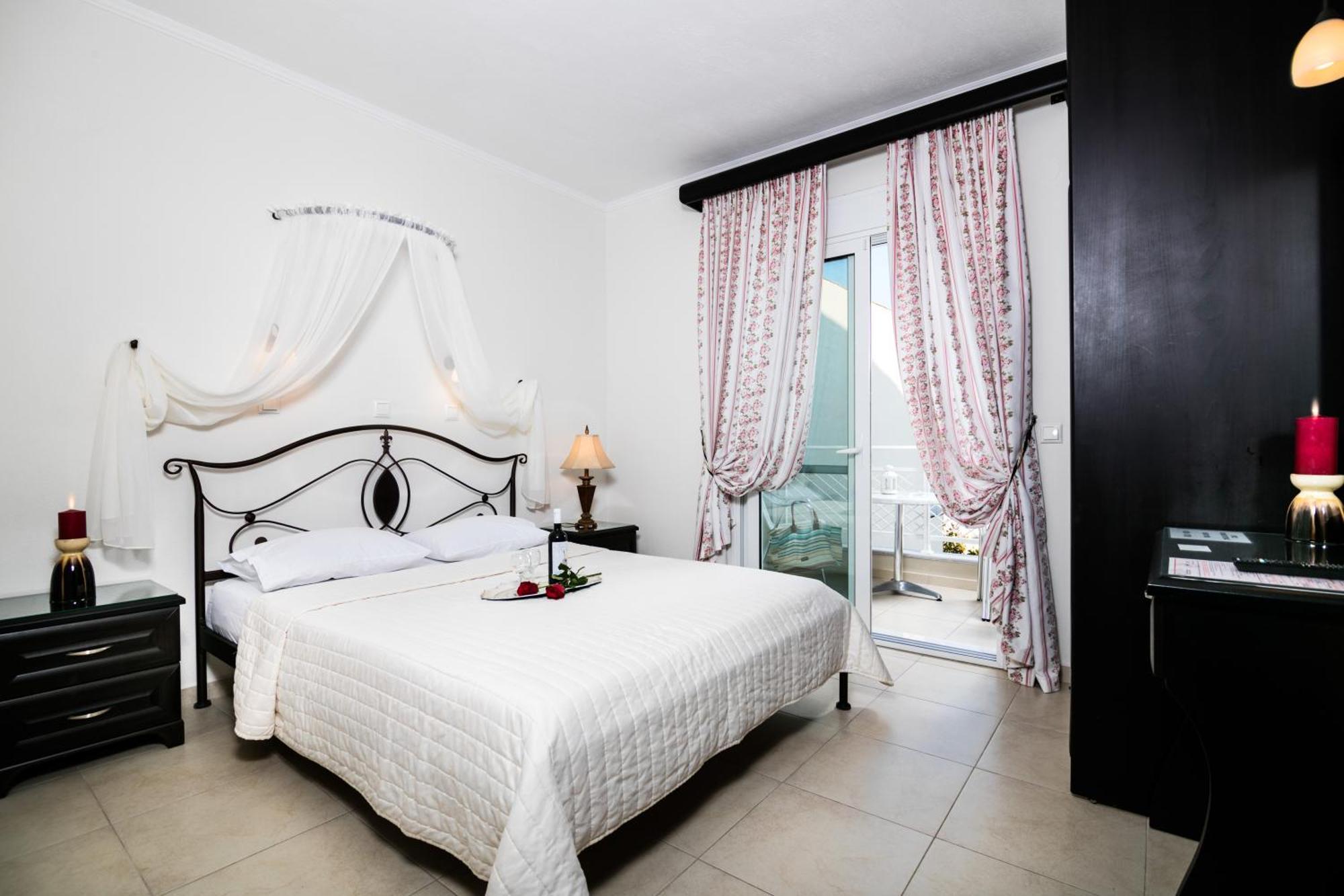 Niki Apartments Chrysi Ammoudia Luaran gambar