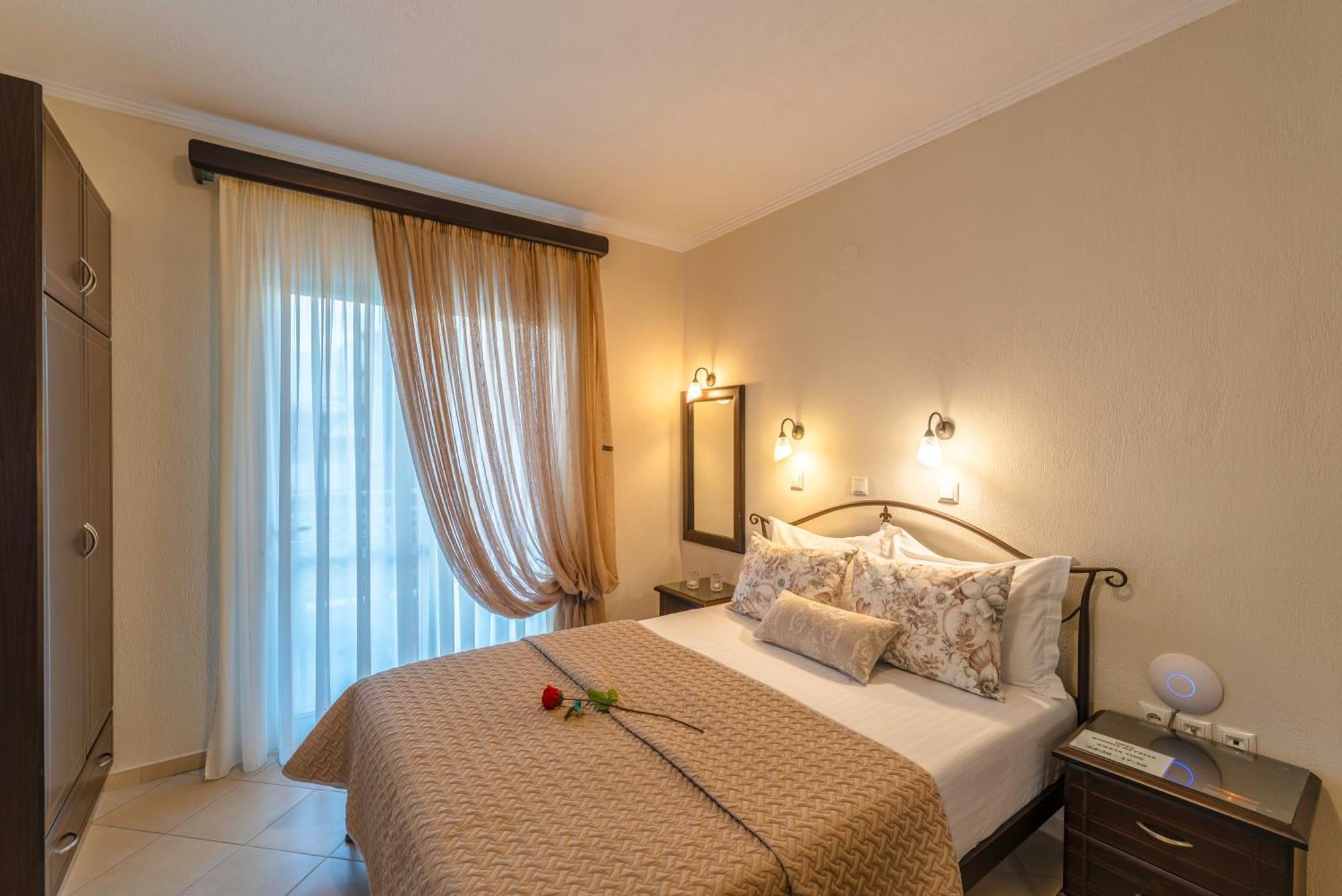 Niki Apartments Chrysi Ammoudia Luaran gambar